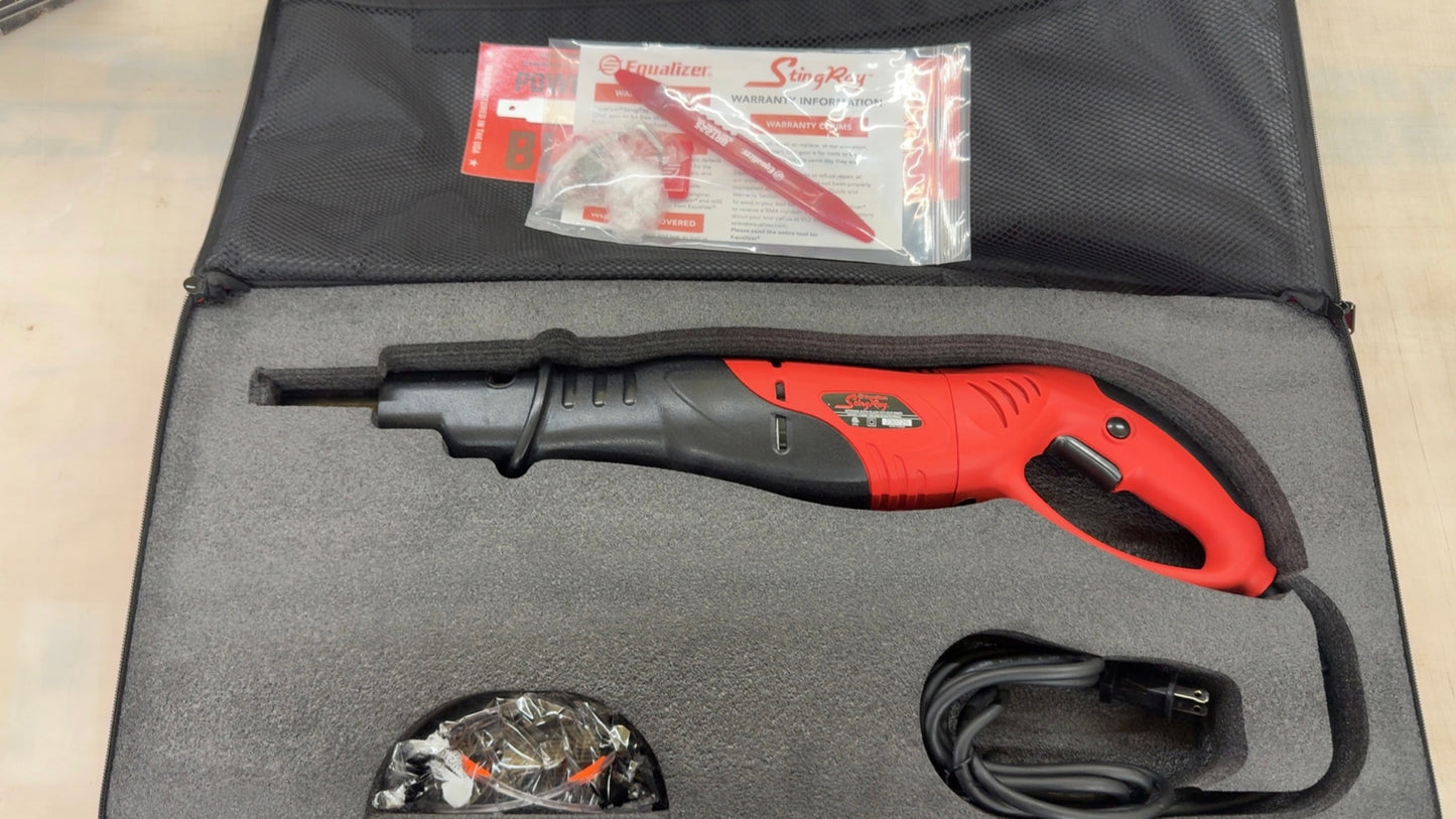 Equilizer windshield tool entry